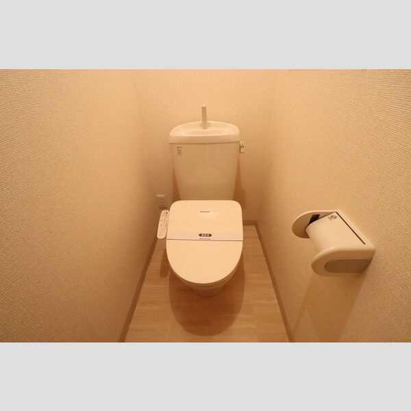 フェリシタ ドゥジェーム・プルミエ2201号室 温水洗浄暖房便座