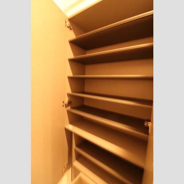 ディール北浦和Ⅱ203号室 シューズボックス