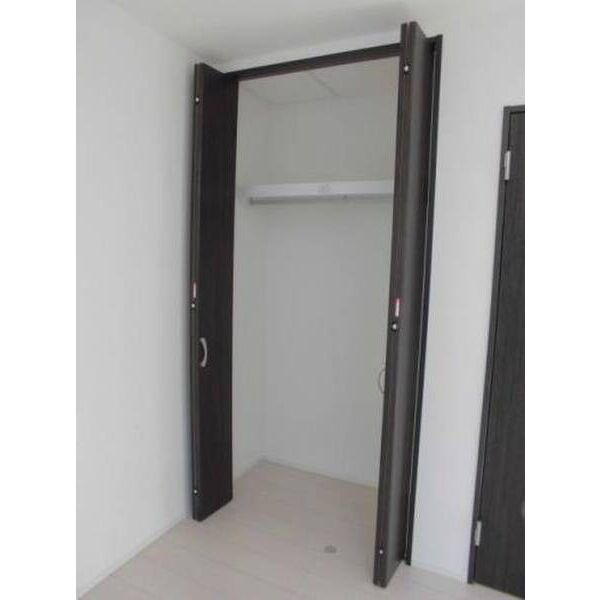 市川シティレジデンス 収納