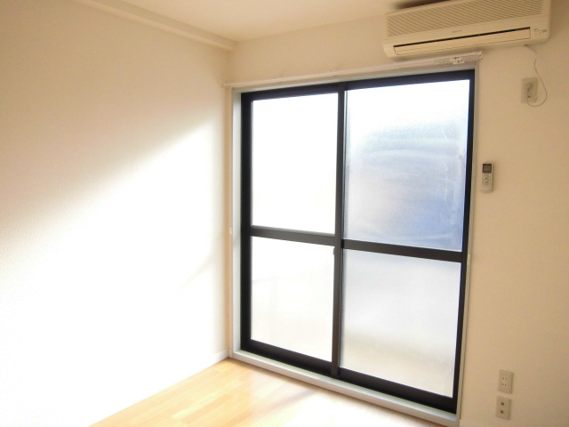 レオパレス美咲ヶ丘Ｂ リビング