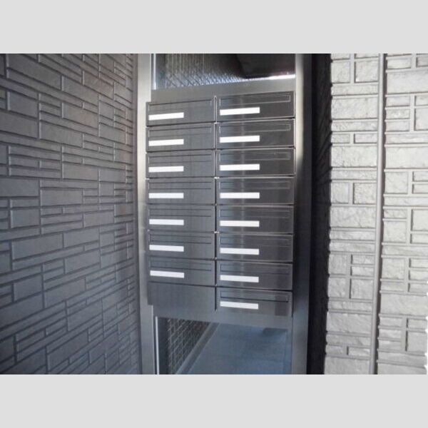 エヴァーラスティング熊谷104号室 集合ポスト