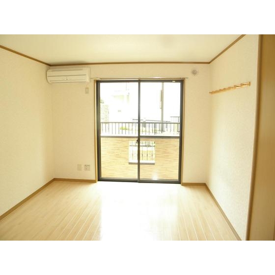 エヌソレイユ 内観