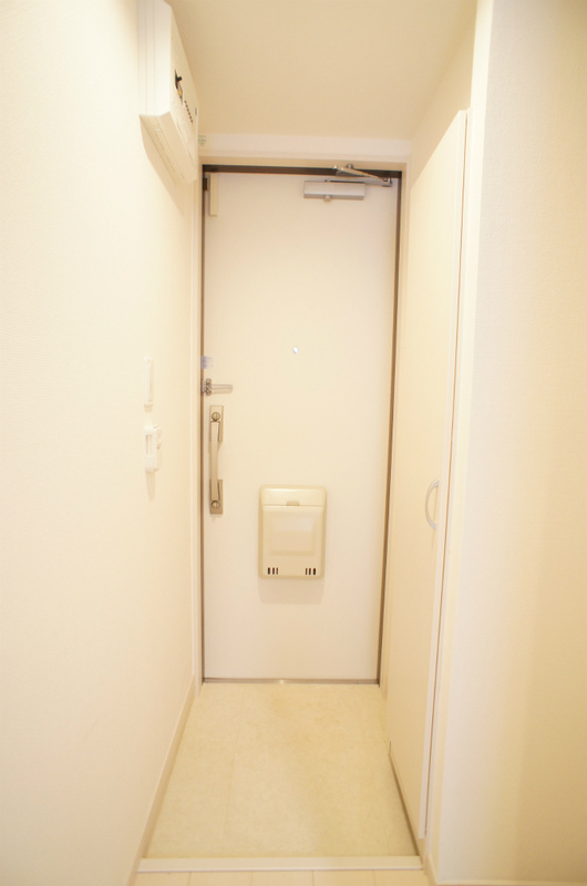 リブリ・長後 玄関