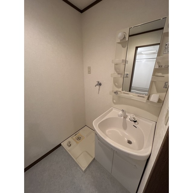 アンプルール フェール Surie202号室 内観