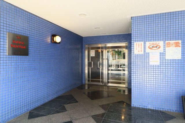 コナ・トルテック3階 エントランス