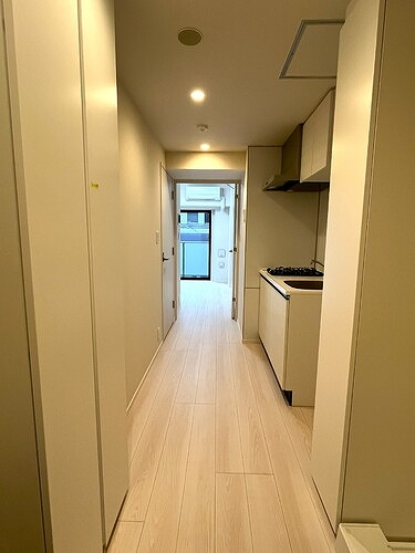 VIOR文京関口3階 玄関からの室内※同タイプ別部屋2025.12新築未入居時撮影