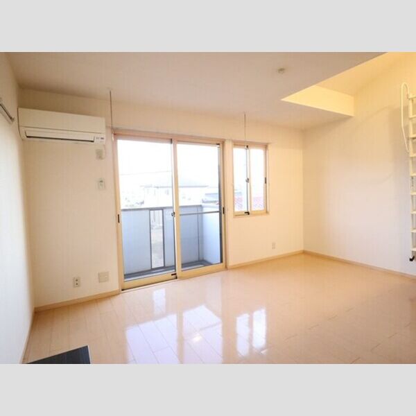 グランパティオ　Ⅲ206号室 洋室12.75帖