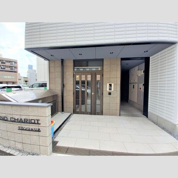 グランシャリオ エントランス