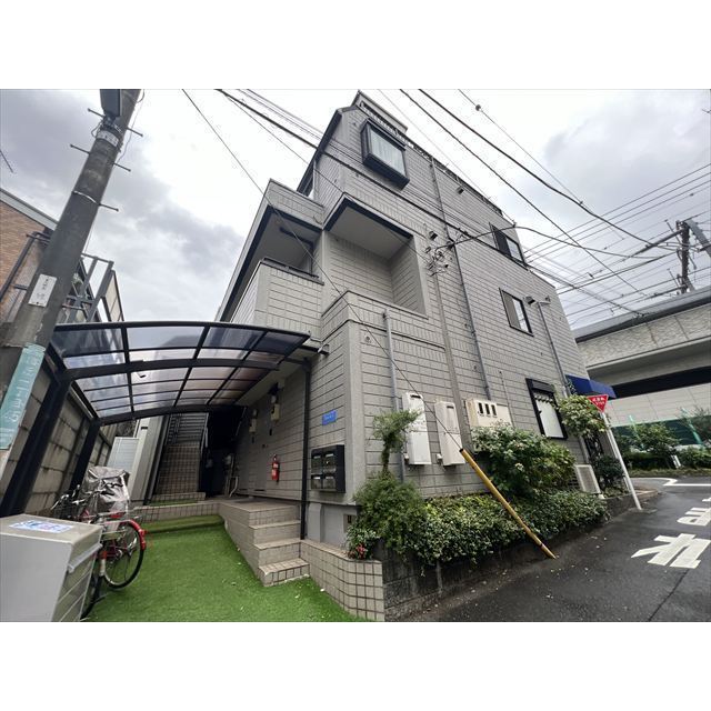 デルフィス梅ヶ丘の外観画像