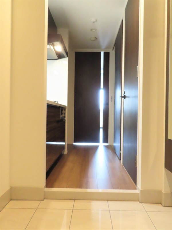 ロイジェント志村坂上2階 玄関