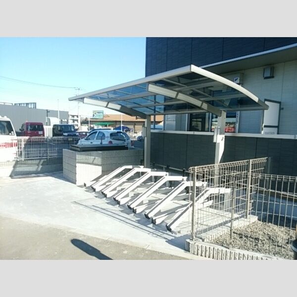 フォレスター 駐輪場、ゴミ置き場