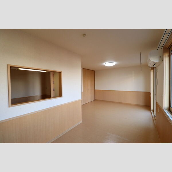 バニュルス　Ⅰ・Ⅱ・Ⅲ LDK