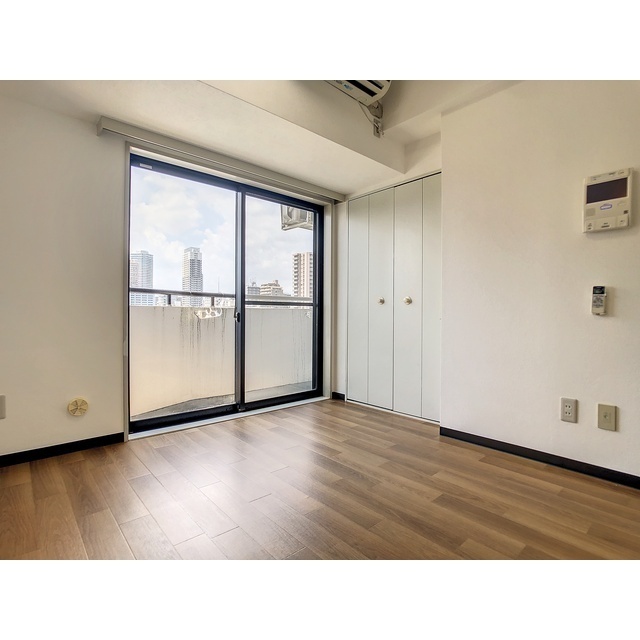 シティハイツ新大塚 内観