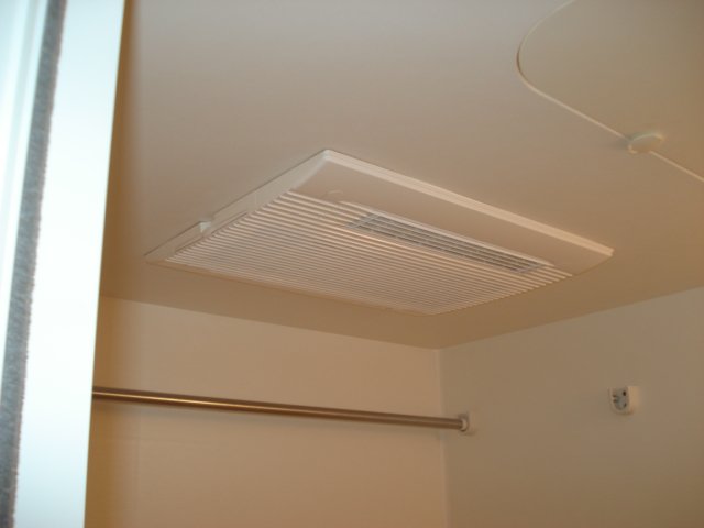 Ｋ’ｓレジデンス101号室 浴室乾燥機（イメージ）