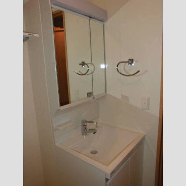 シェドゥーヴル芳和205号室 5号洗面