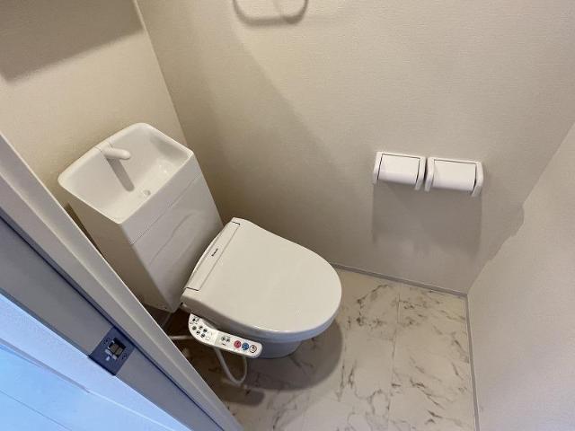 （仮称）調布市柴崎新築アパート シャワー付トイレ（イメージ）