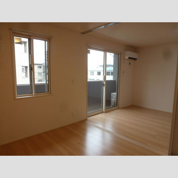 リヴェールⅡ302号室 同建物別部屋の参考画像