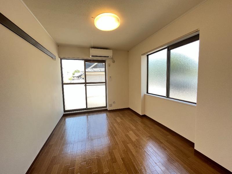 エスパシオサンエイ2階 同建物別部屋の参考画像