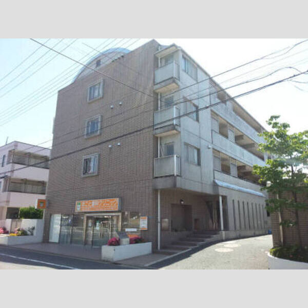 ロイヤルティアラ405号室 外観