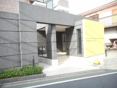 エスタシオンドーゼ0302号室 エントランス