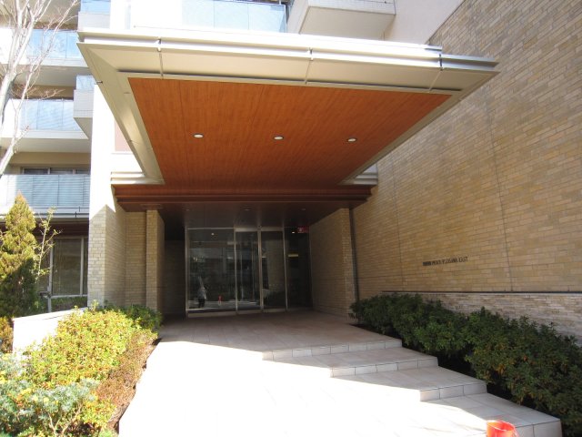 プラウド藤沢イースト エントランス