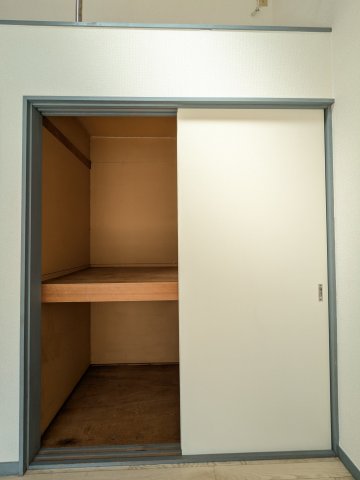 ノーリーズン松戸0105号室 収納