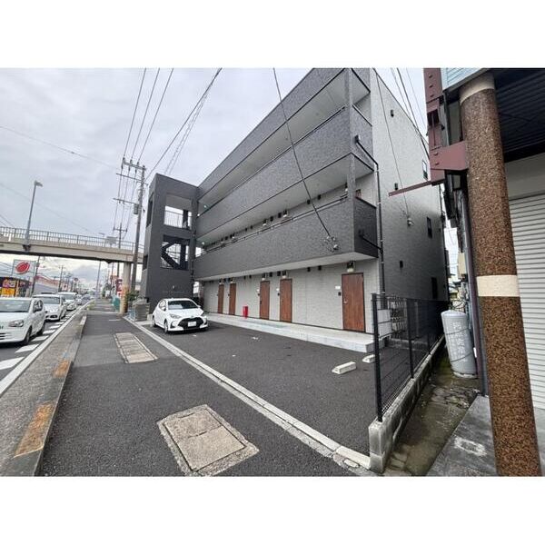 コモドせんげん台 外観