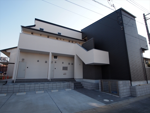 Ｅｓｃａｄａ　ＳＯＧＡ2階 敷地内ごみ置き場　デザイナーズ