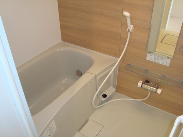 ラ・ルーチェ バス