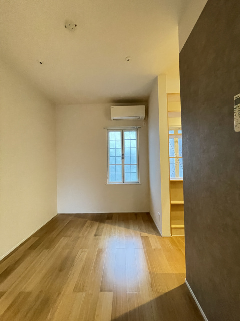 OWN APARTMENT 一之江102号室 部屋その他