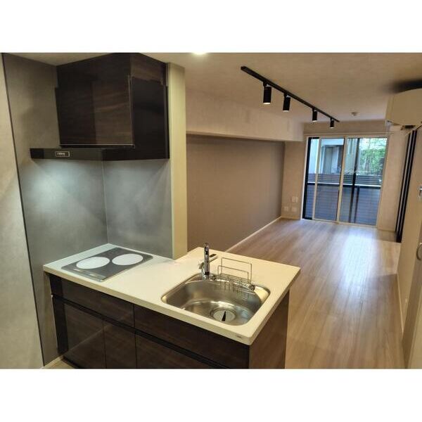 ヒンメルブラウ　野方203号室 リビング