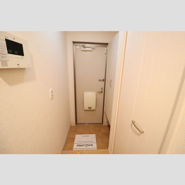 エミネンス　A 玄関