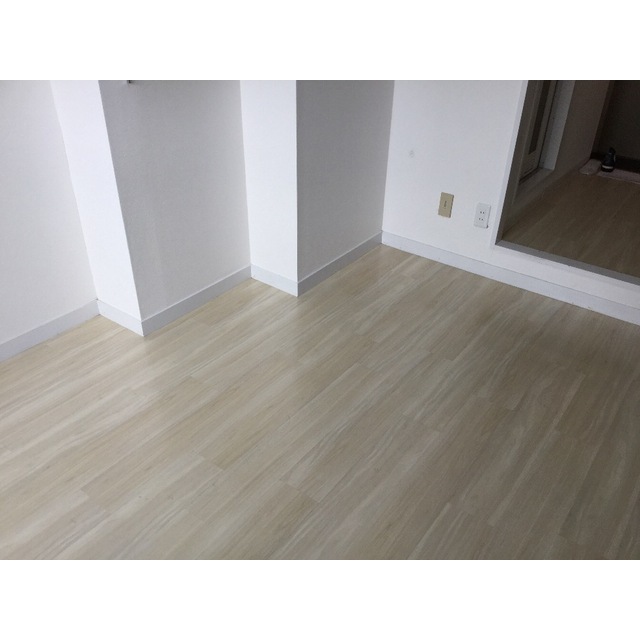 サンマールかしわ台303号室 リビング