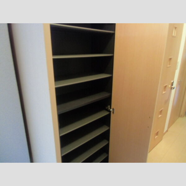 ロジュマン ミヤカイドウC C102(シューズボックス)