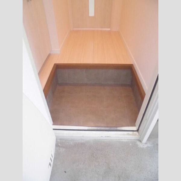 金町サニーハウス 玄関