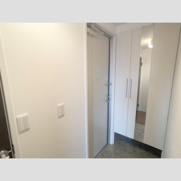 リビングタウン北越谷　B 玄関