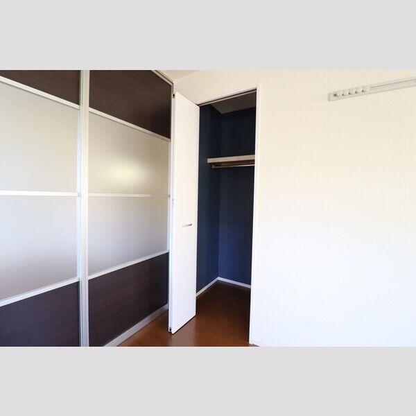 ベアーレ　B101号室 クローゼット