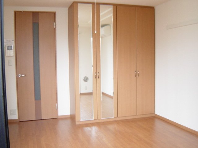 ポスト・マローネ00605号室 洋室