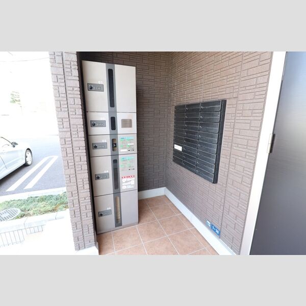 アンクレージュ308号室 宅配ボックス