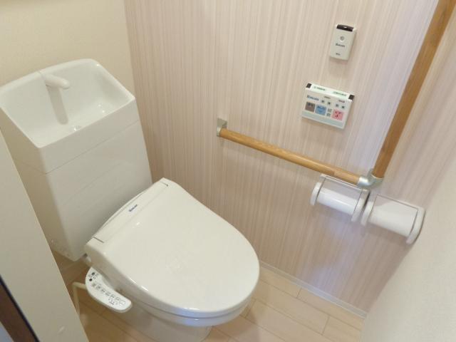 コンフィード トイレ