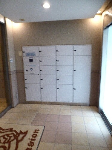 ライオンズマンション白金台2階 宅配ボックス　※前回募集時2023年11月撮影