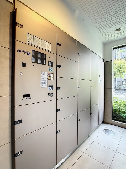 東建シティハイツ上野7階 宅配BOX