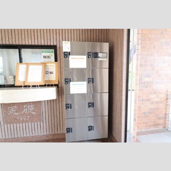 パティオ坂巻301号室 宅配ボックス