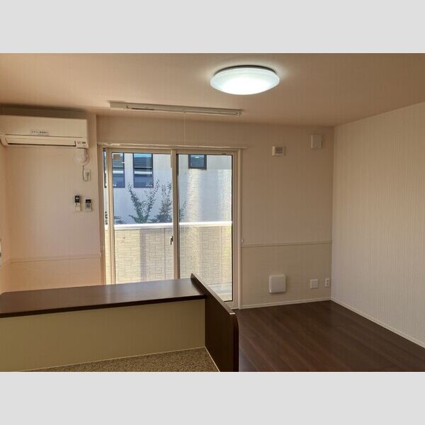 シュエット301号室 洋室