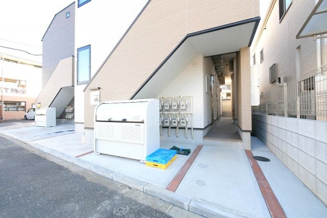 シャンペル三園 外観