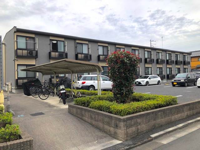 レオパレスくおれの外観画像