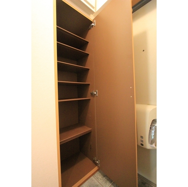 イル　リモーネ 内観