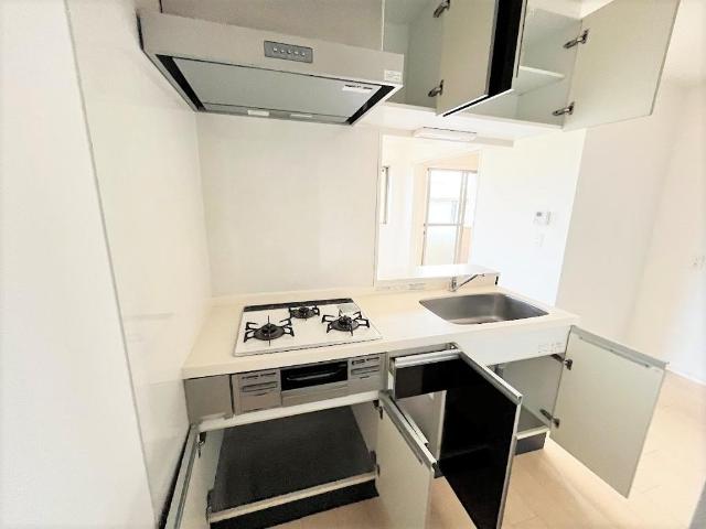 プレカーレ　ミキ キッチン