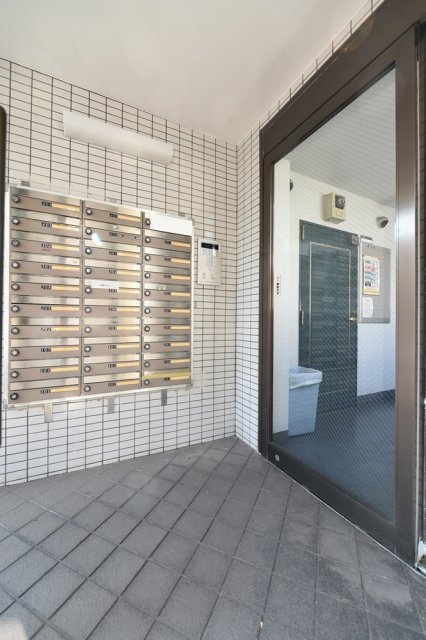 マイステージ世田谷・桜3階 エントランス