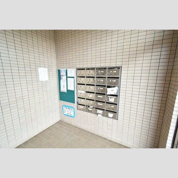 シティハイツオーキッド 集合ポスト